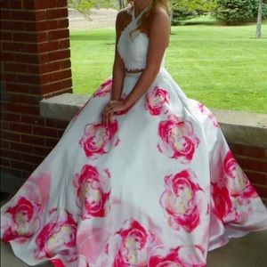 Prom dress
